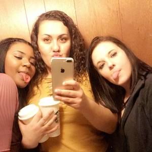 Meet your Posher, Madolyn